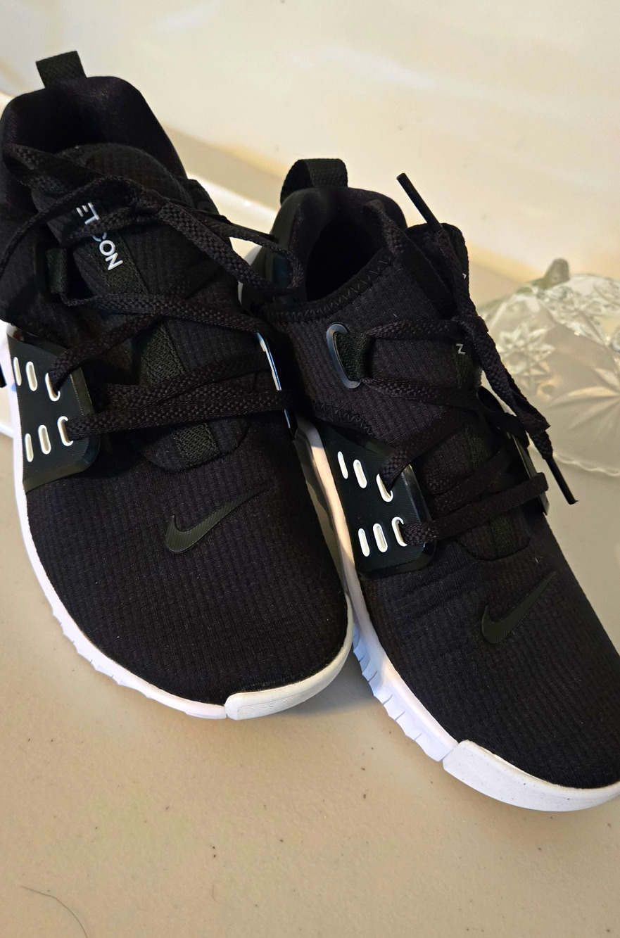 Nike Free Metcon 2 Black White Gym Cross Training Women Size 6 Shoes